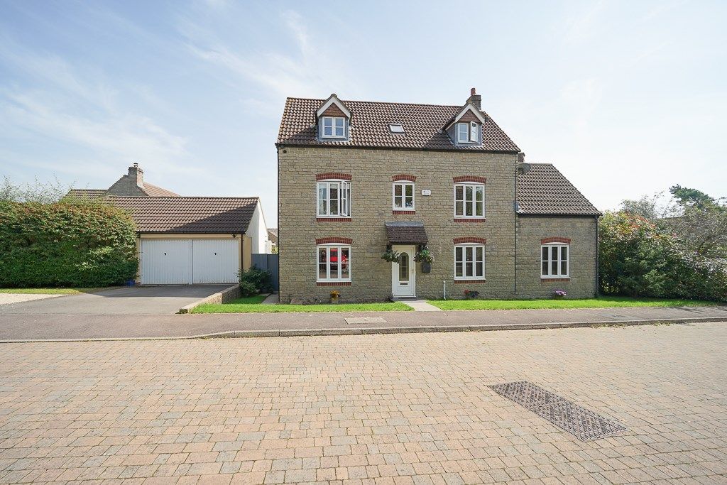 6 bed detached house for sale in Moorlay Crescent, Winford, Bristol BS40, £725,000
