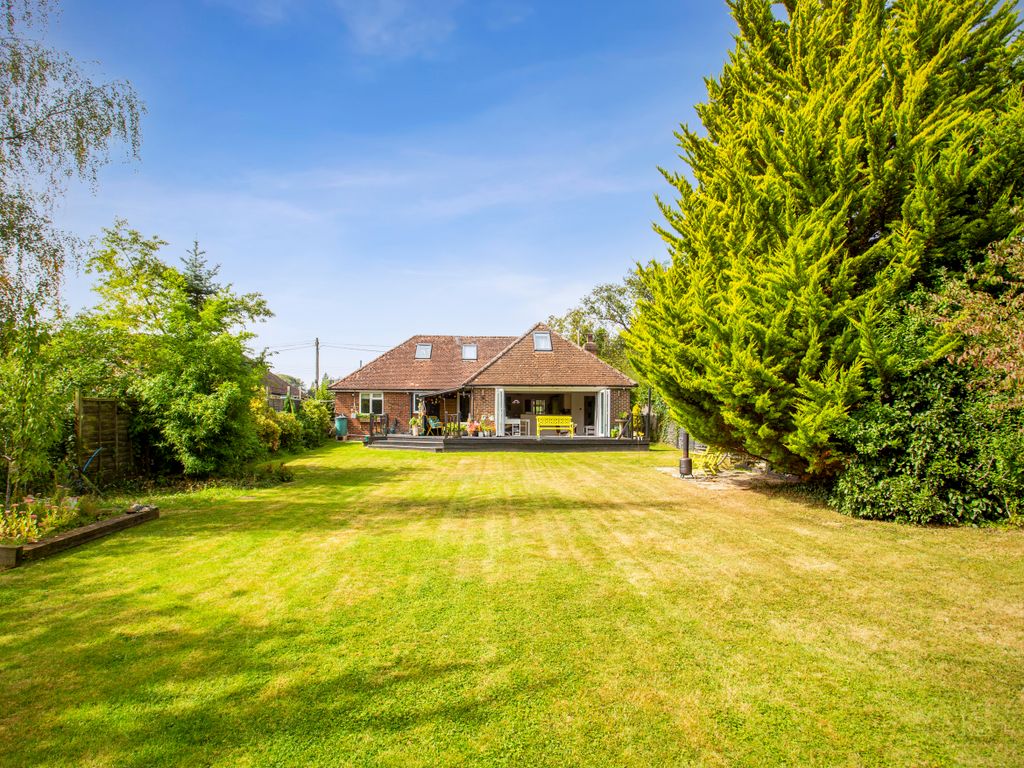 4 bed bungalow for sale in Scabharbour Road, Weald TN14, £950,000