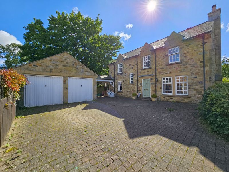 4 bed detached house for sale in Brewery Close, Stamfordham, Newcastle Upon Tyne NE18, £470,000