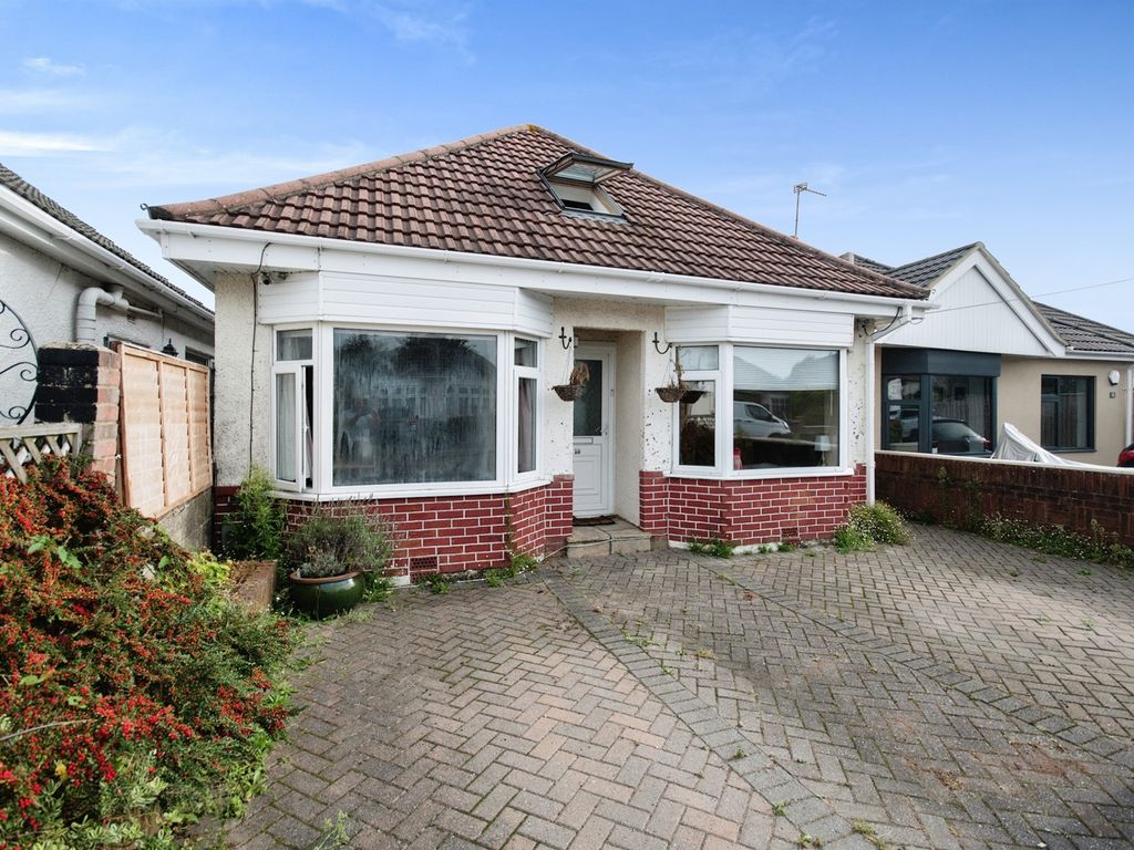 5 bed detached bungalow for sale in Walliscott Road, Bournemouth BH11, £400,000