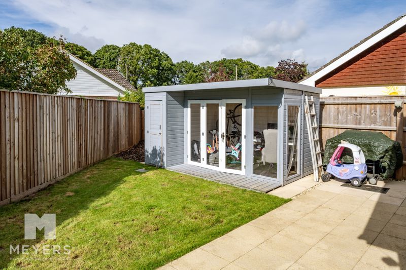 2 bed bungalow for sale in Sandy Lane, St. Ives, Ringwood BH24, £400,000