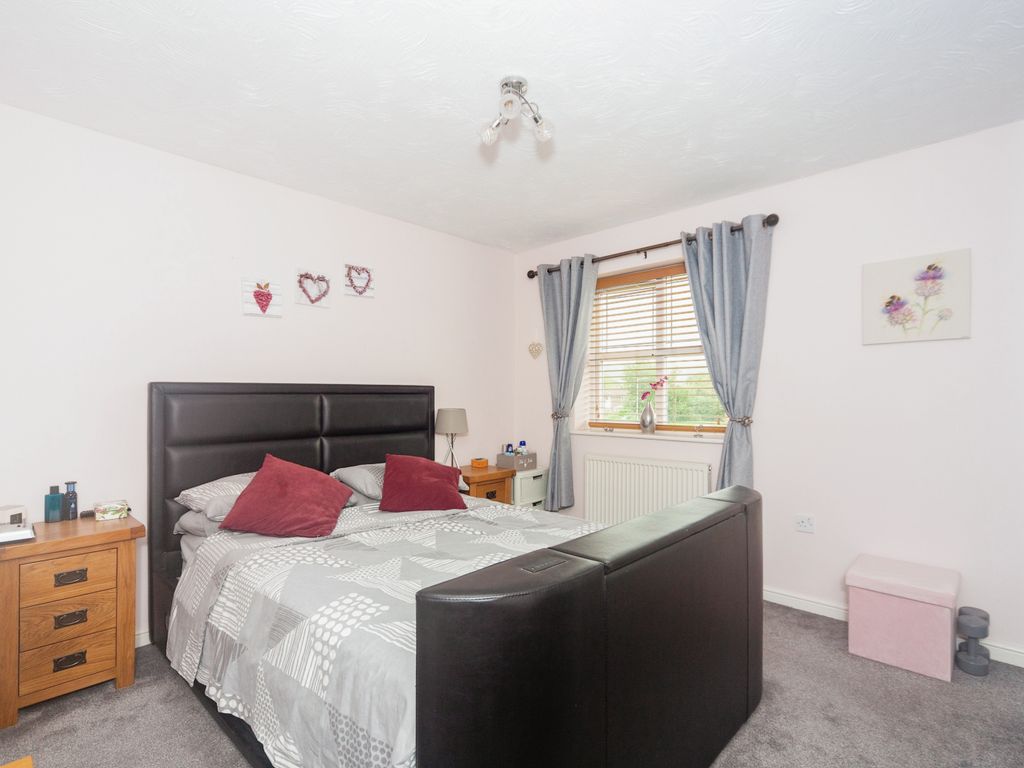 4 bed detached house for sale in Ffordd Pant Y Celyn, Prestatyn LL19, £260,000