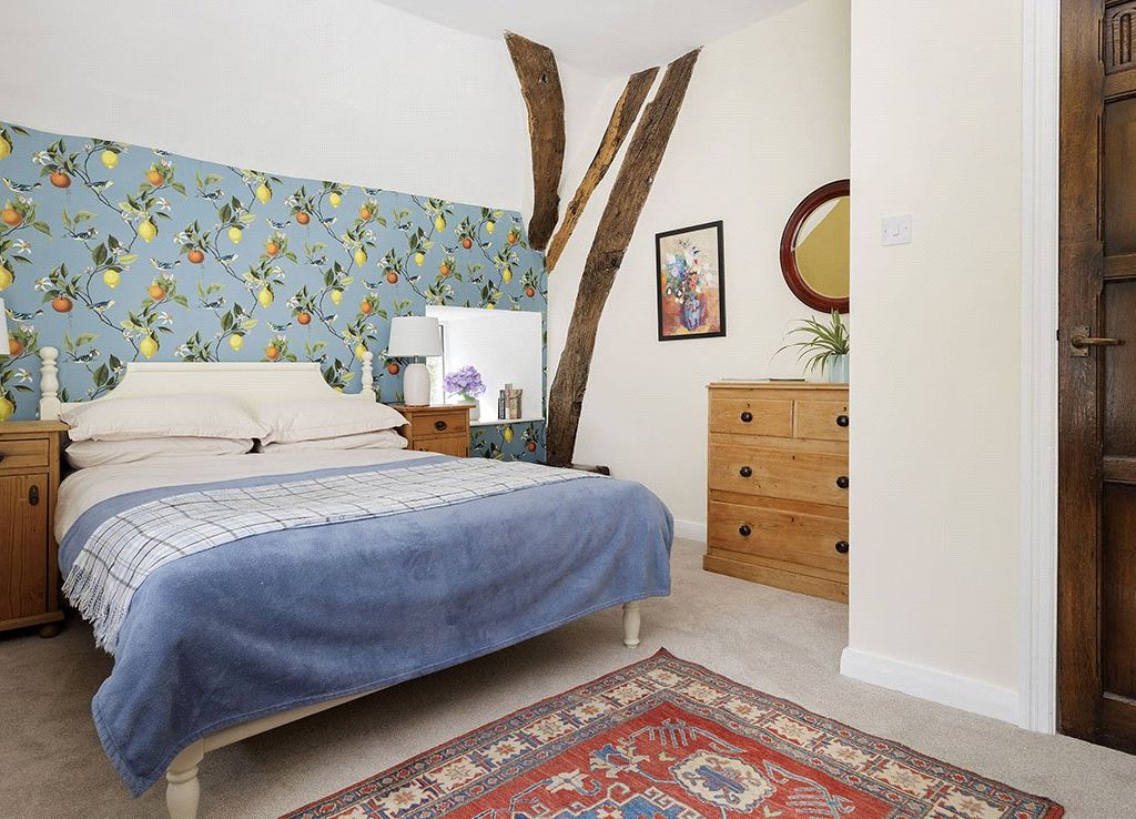 4 bed detached house for sale in School Lane, Middle Littleton, Evesham, Worcestershire WR11, £925,000