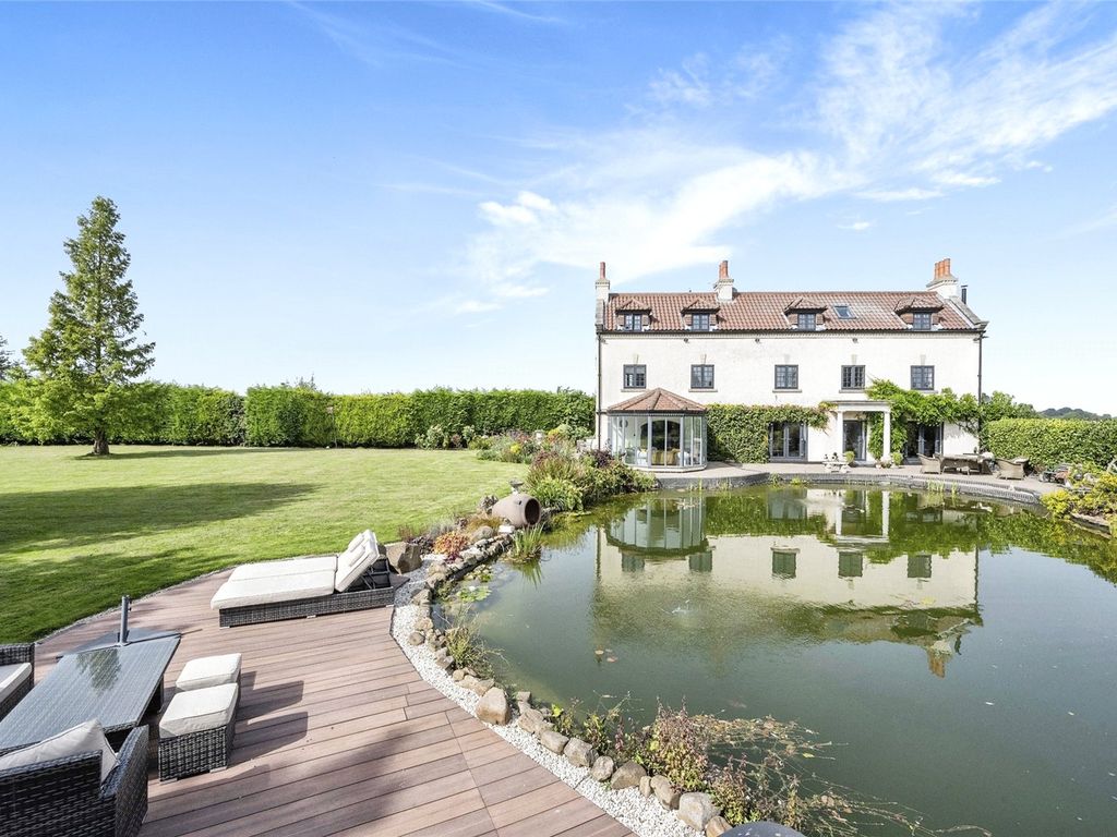 5 bed detached house for sale in Barmby On The Marsh, East Yorkshire DN14, £850,000