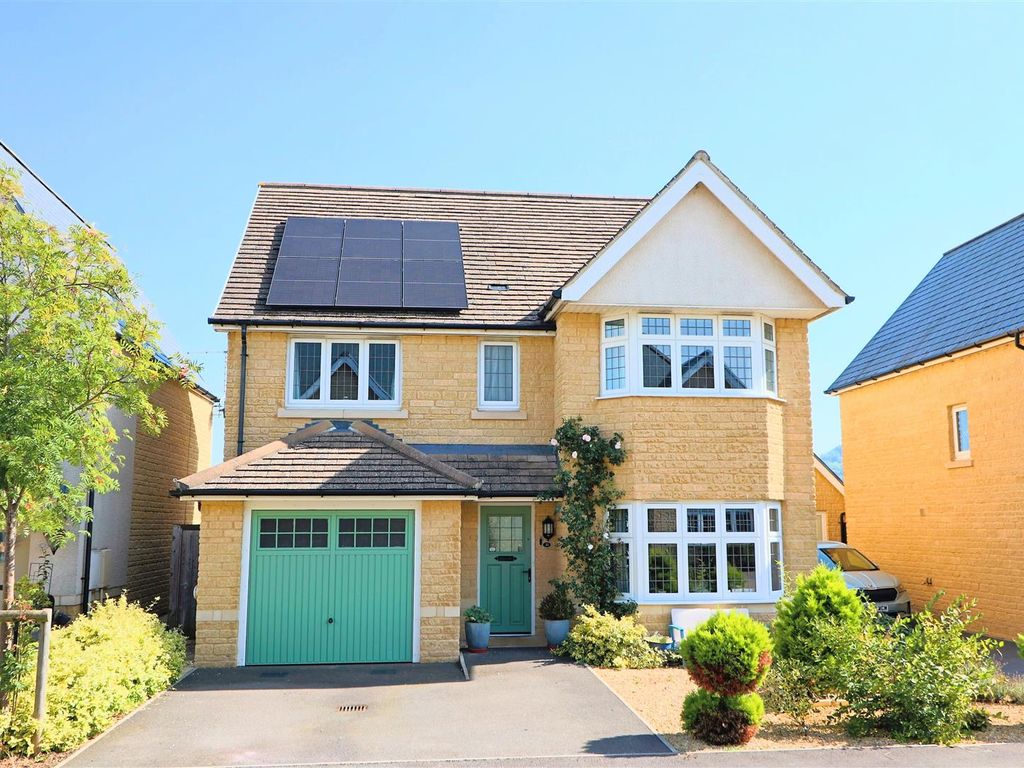 4 bed detached house for sale in Lidcombe Road, Winchcombe, Cheltenham GL54, £539,000