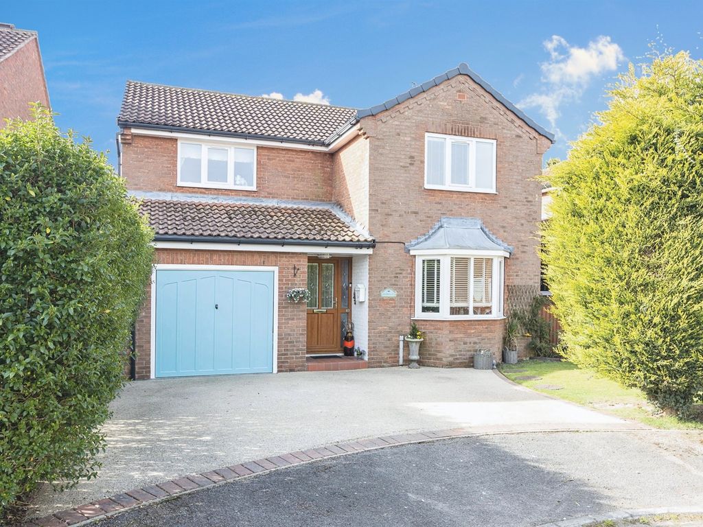 4 bed detached house for sale in Chilvers Court, Brayton, Selby YO8, £360,000