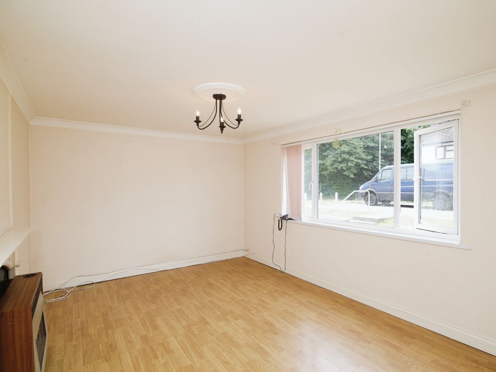 2 bed flat for sale in Bryn Heol, Caerphilly CF83, £125,000