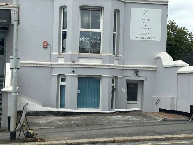 Retail premises to let in 45 North Hill, Plymouth, Devon PL4, £9,000 pa