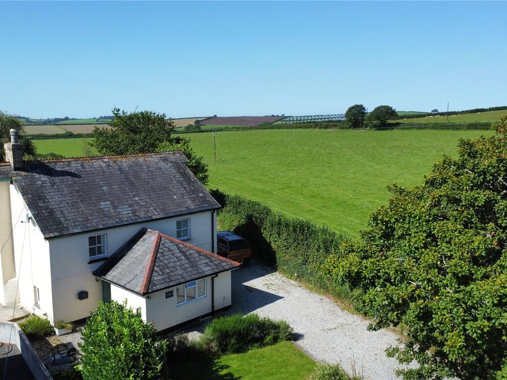 4 bed detached house for sale in Menheniot, Liskeard, Cornwall PL14, £475,000