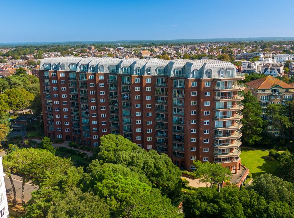3 bed flat for sale in 91 Manor Road, Bournemouth BH1, £600,000
