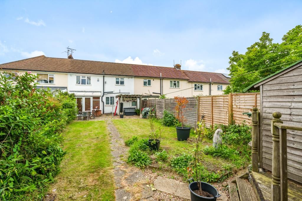 3 bed terraced house for sale in Chesham, Buckinghamshire HP5, £415,000