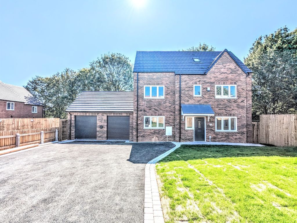 New home, 5 bed detached house for sale in Breedon Close, Kingsbury, Tamworth B78, £650,000
