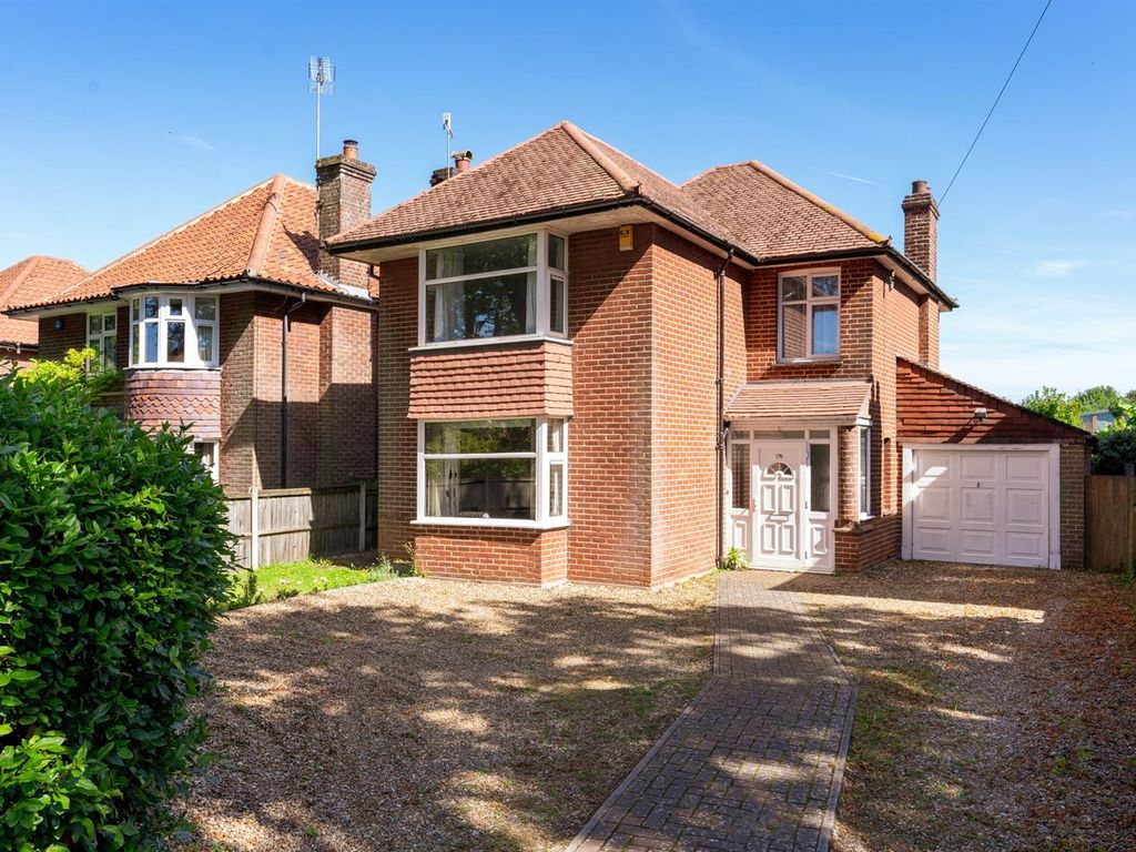 3 bed detached house for sale in Christchurch Road, Norwich NR2, £575,000