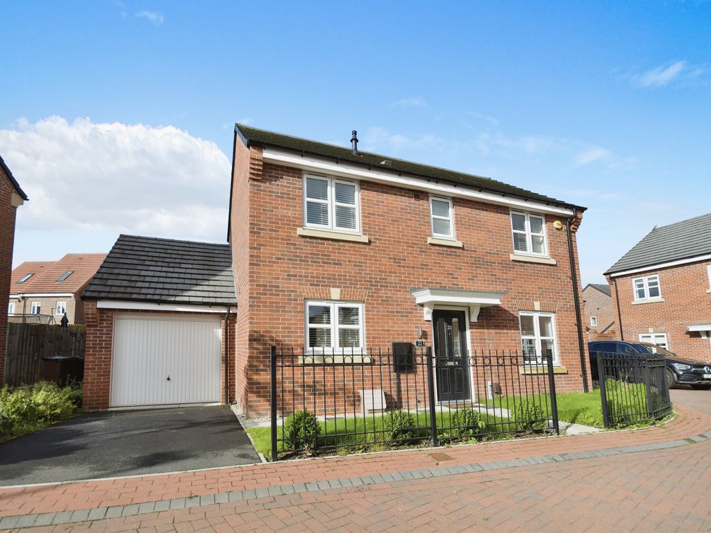 3 bed detached house for sale in Colwick Way, Sheffield, South Yorkshire S8, £375,000