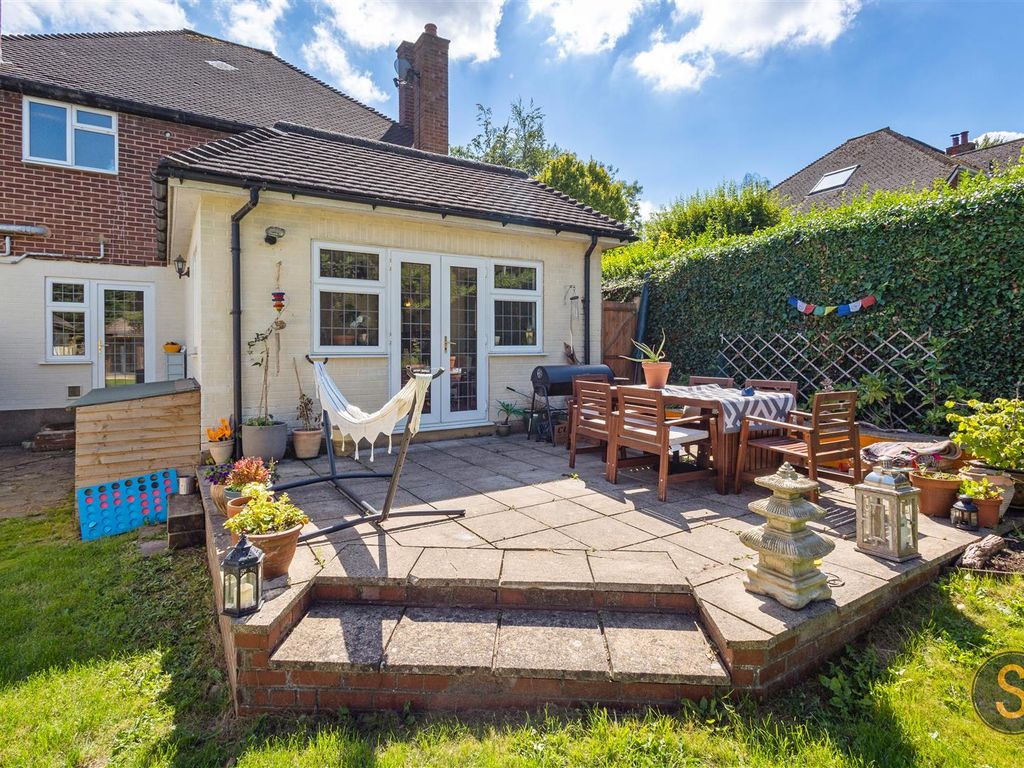 3 bed detached house for sale in Langley Hill, Kings Langley WD4, £1,000,000