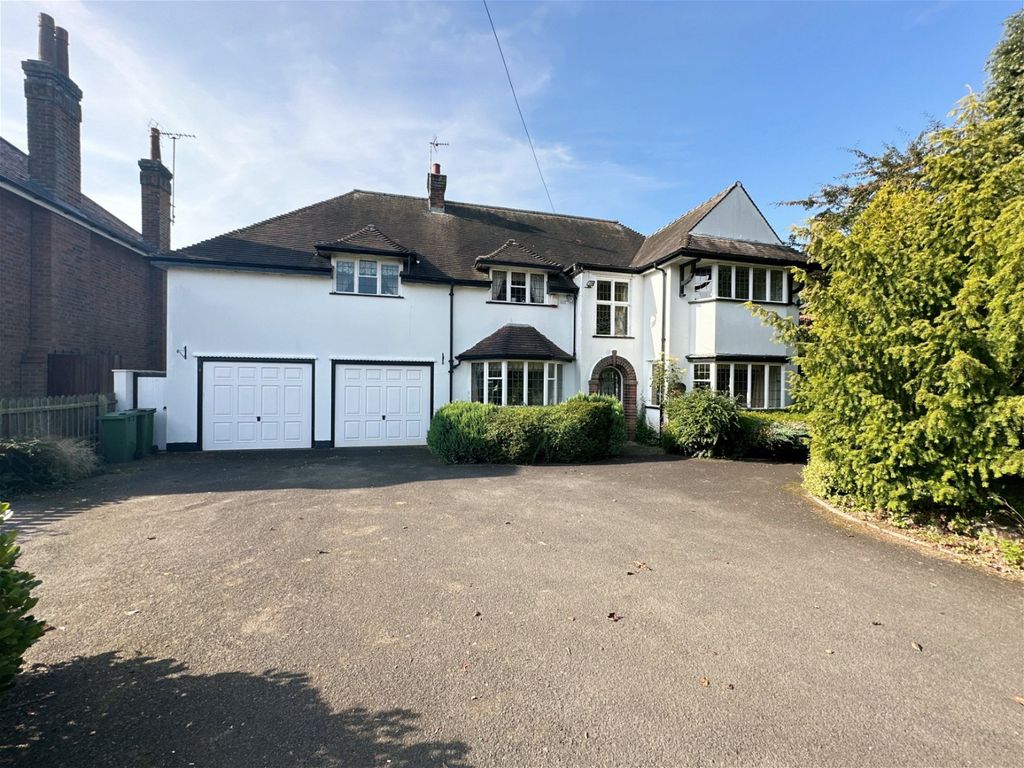 4 bed detached house for sale in Hinckley Road, Leicester Forest East, Leicester LE3, £725,000