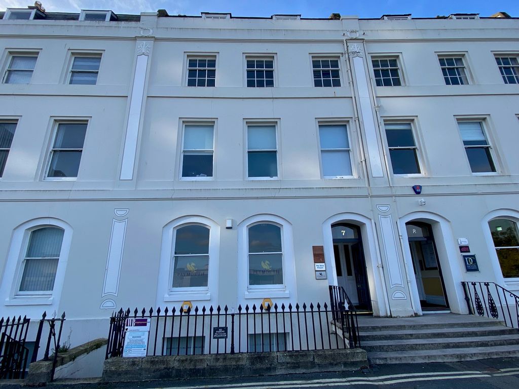 Office to let in Plymouth, Devon PL1, £85,000 pa