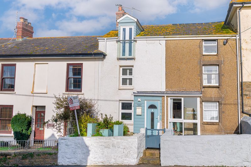3 bed property for sale in Higher Fore Street, Marazion TR17, £375,000