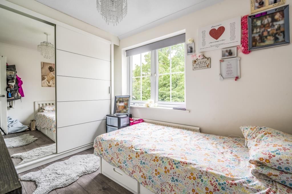 4 bed detached house for sale in Sunningdale, Berkshire SL5, £800,000