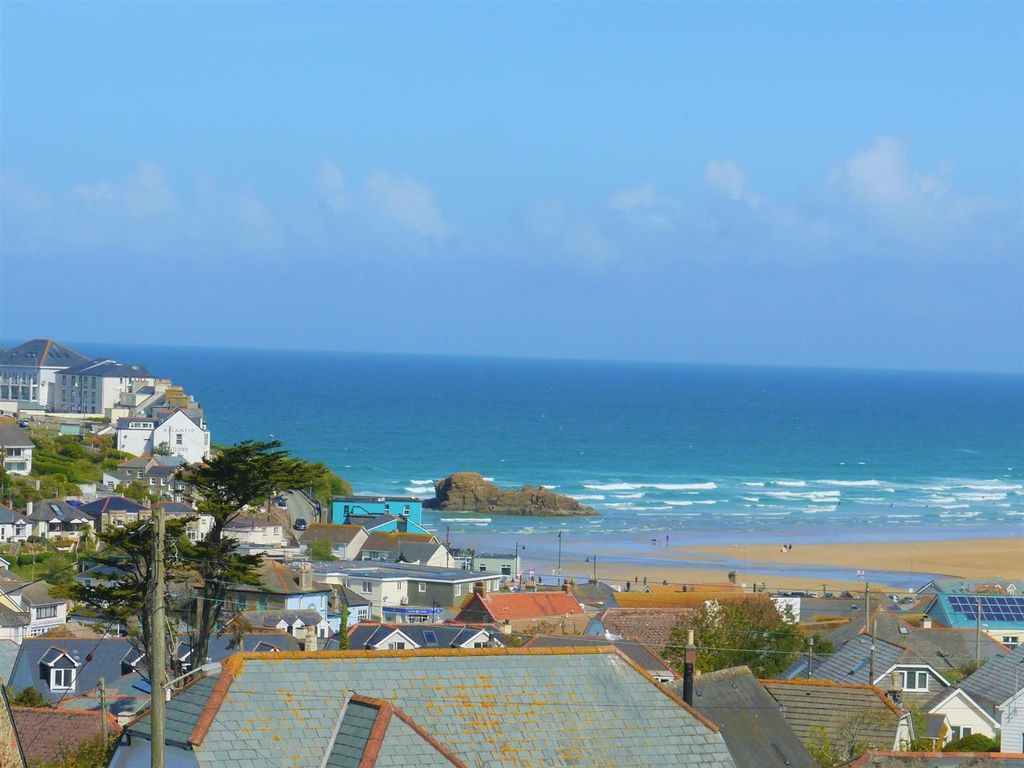 3 bed flat for sale in Lamorne Close, Perranporth TR6, £595,000