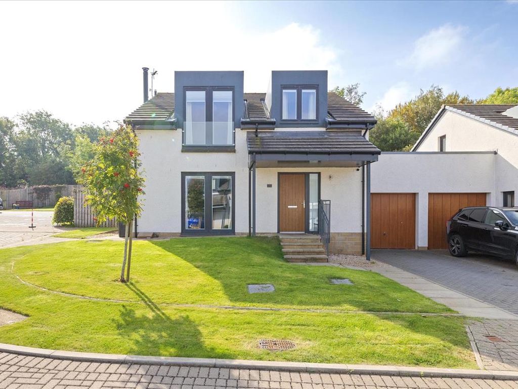4 bed detached house for sale in 11 Castle View Court, Cousland EH22, £400,000