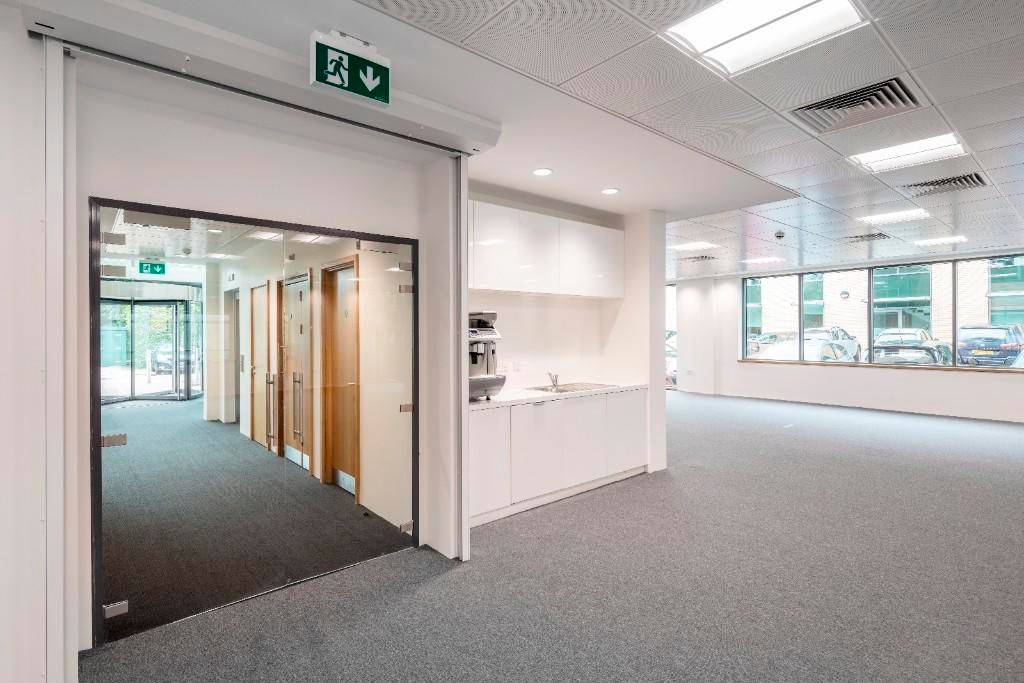 Office to let in 2 Chiltern Park, Chiltern Hill, Gerrards Cross, Buckinghamshire SL9, £297,934 pa