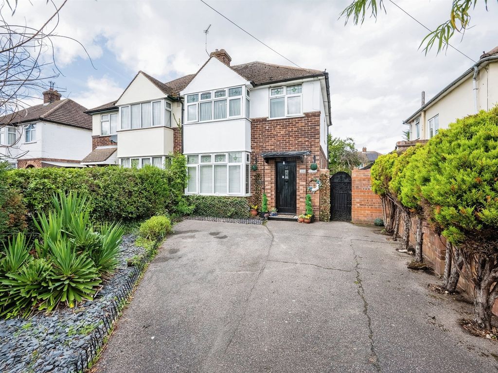 3 bed semi-detached house for sale in Wendover Drive, Bedford MK41, £400,000