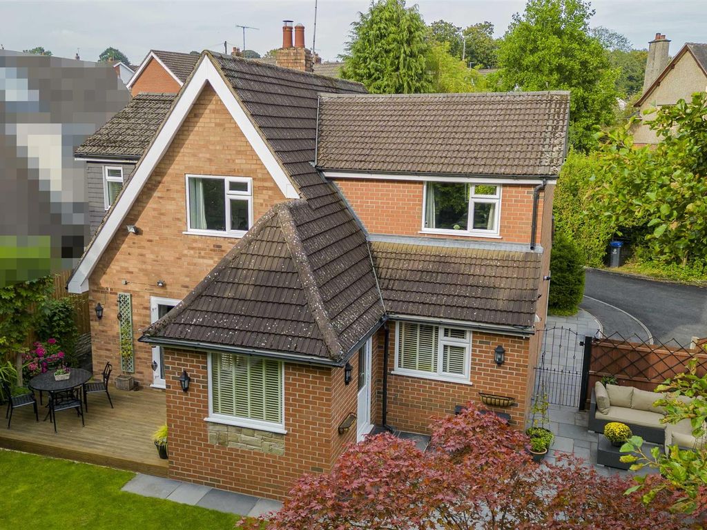 4 bed detached house for sale in Hampshire Close, Endon, Staffordshire ST9, £395,000