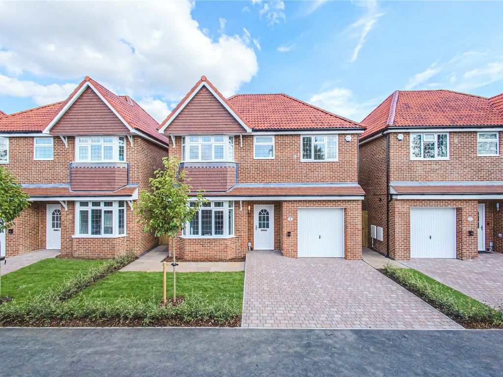 New home, 4 bed detached house for sale in Barrowby Gate, Kingsdown Park, Swindon SN3, £499,995