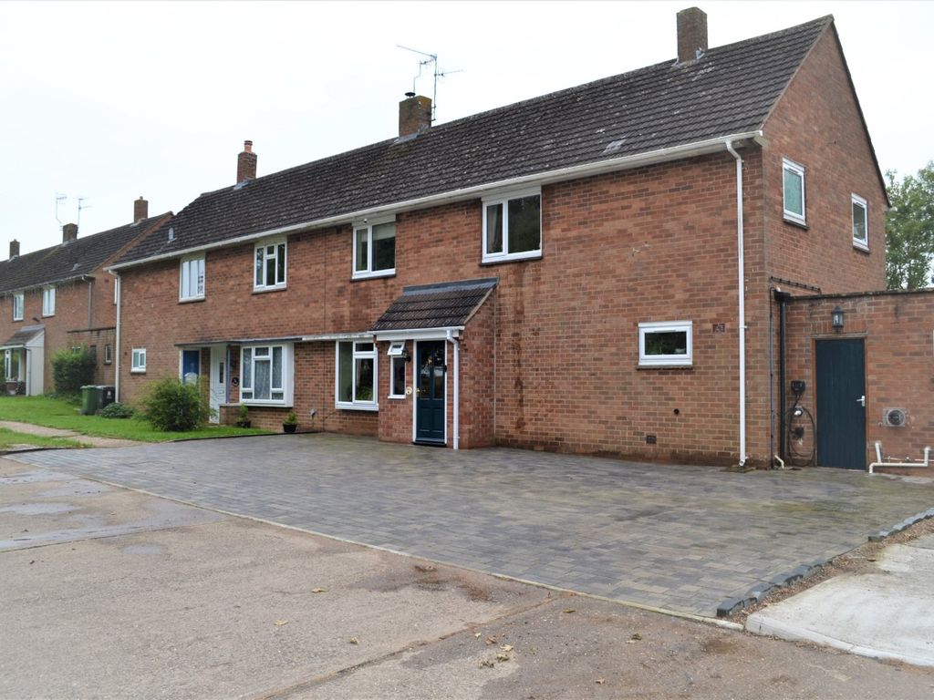 4 bed semi-detached house for sale in Tilesford, Pershore, Worcestershire WR10, £399,000