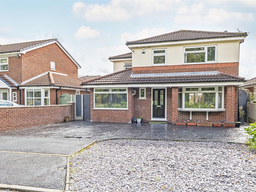5 bed detached house for sale in Westbrook Crescent, Westbrook, Warrington WA5, £390,000