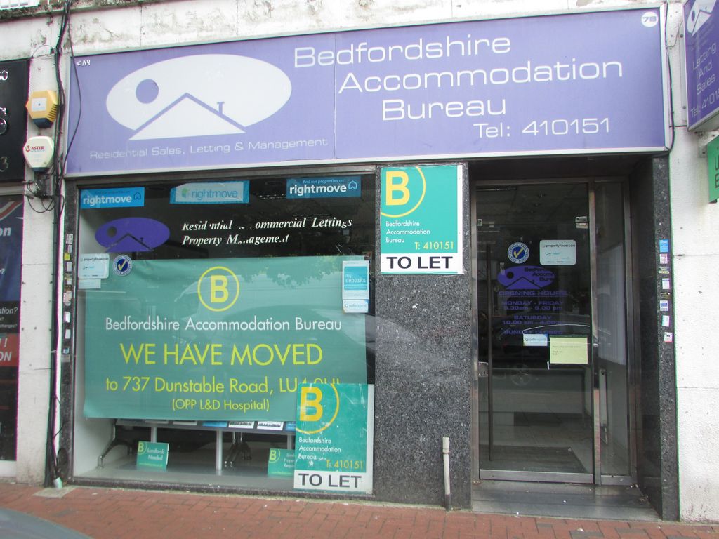 Retail premises to let in Dunstable Road, Luton, Bedfordshire LU1, £39,600 pa