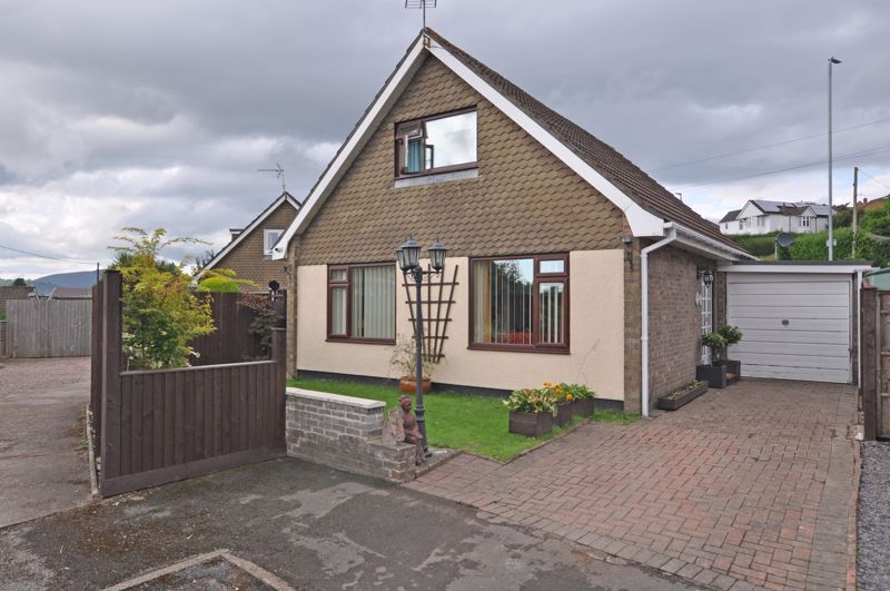 3 bed detached house for sale in Detached House, Vicarage Gardens, Rogerstone NP10, £340,000