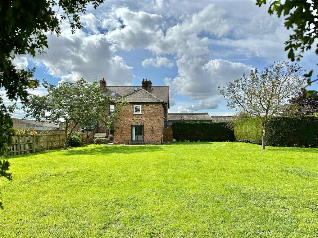 6 bed semi-detached house for sale in Spring House Farm, Pilmoor YO61, £725,000