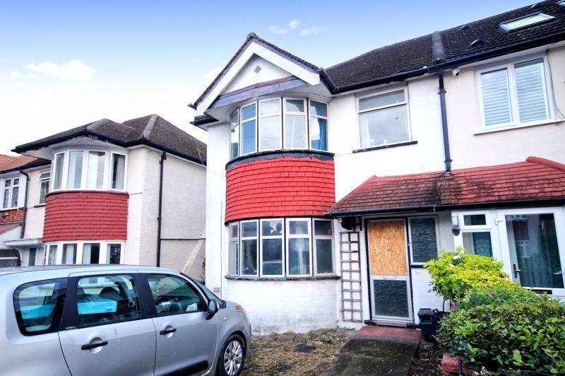 3 bed semi-detached house for sale in Brampton Grove, Harrow HA3, £525,000