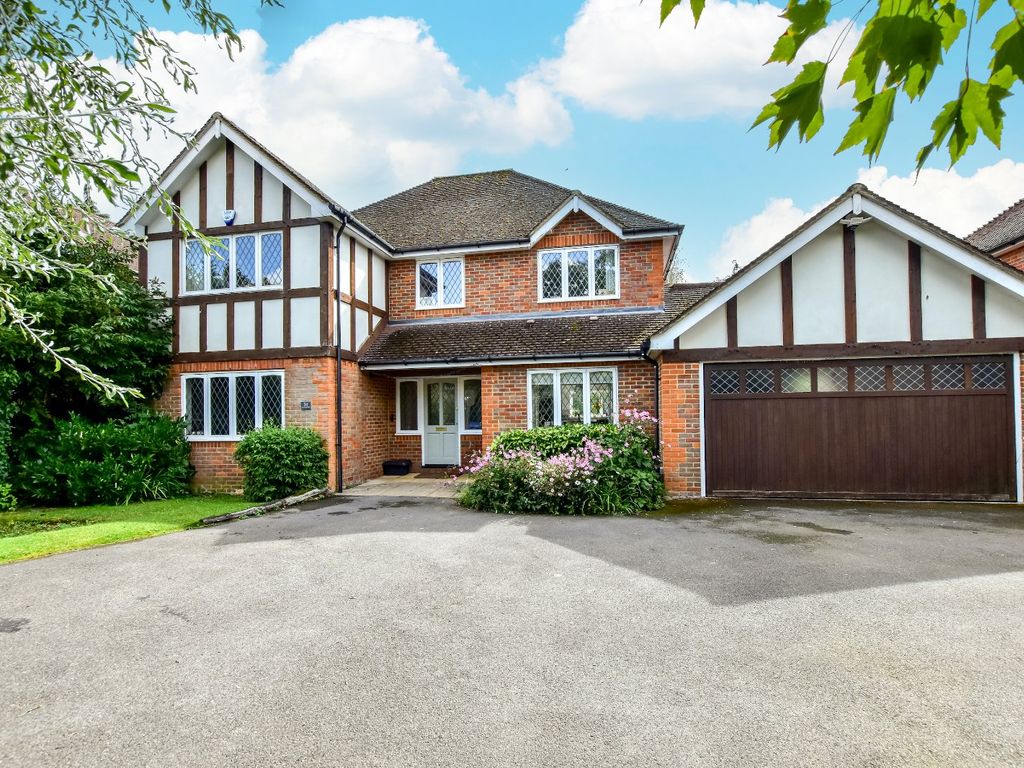 5 bed detached house for sale in Lye Green Road, Chesham HP5, £1,165,000