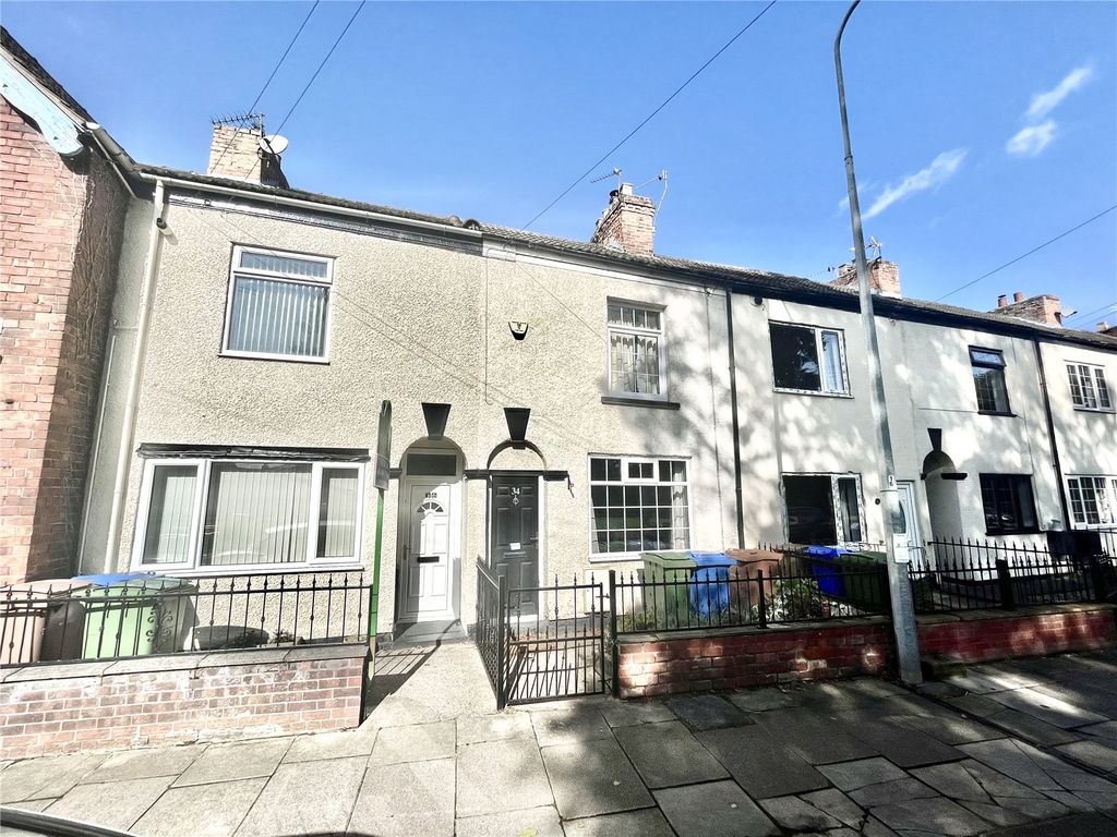 2 bed terraced house for sale in High Street, Rawcliffe, Goole DN14, £135,000