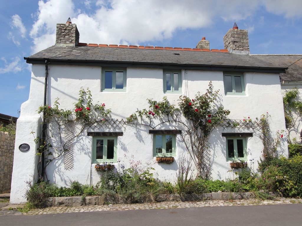 2 bed cottage for sale in West Street, Llantwit Major CF61, £465,000