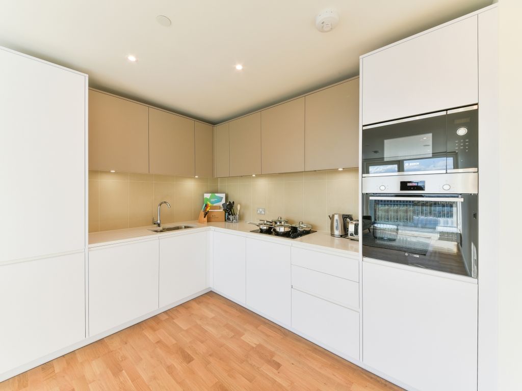 New home, 2 bed flat for sale in Kingwood Apartments, Deptford Landings, Deptford SE8, £535,000