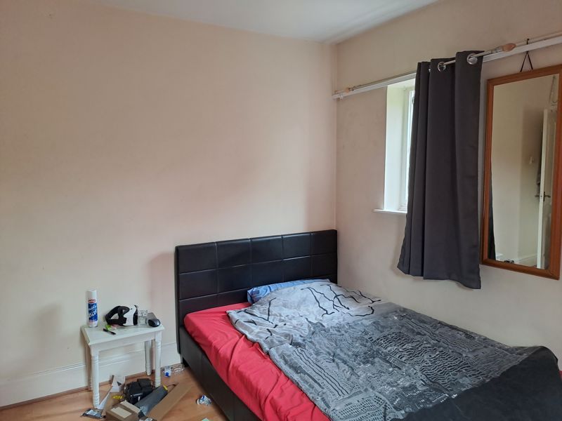 3 bed property for sale in Binley Road, Coventry CV3, £320,000