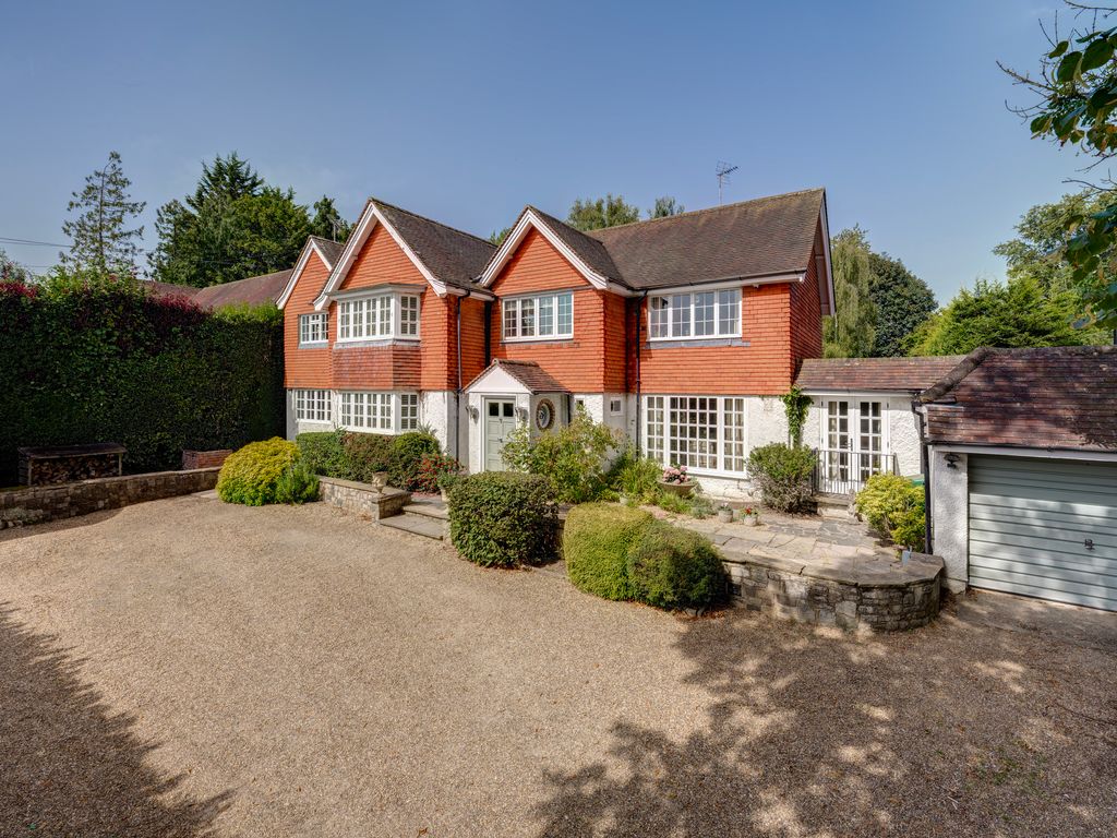 5 bed detached house for sale in Martinsend Lane, Great Missenden HP16, £1,650,000