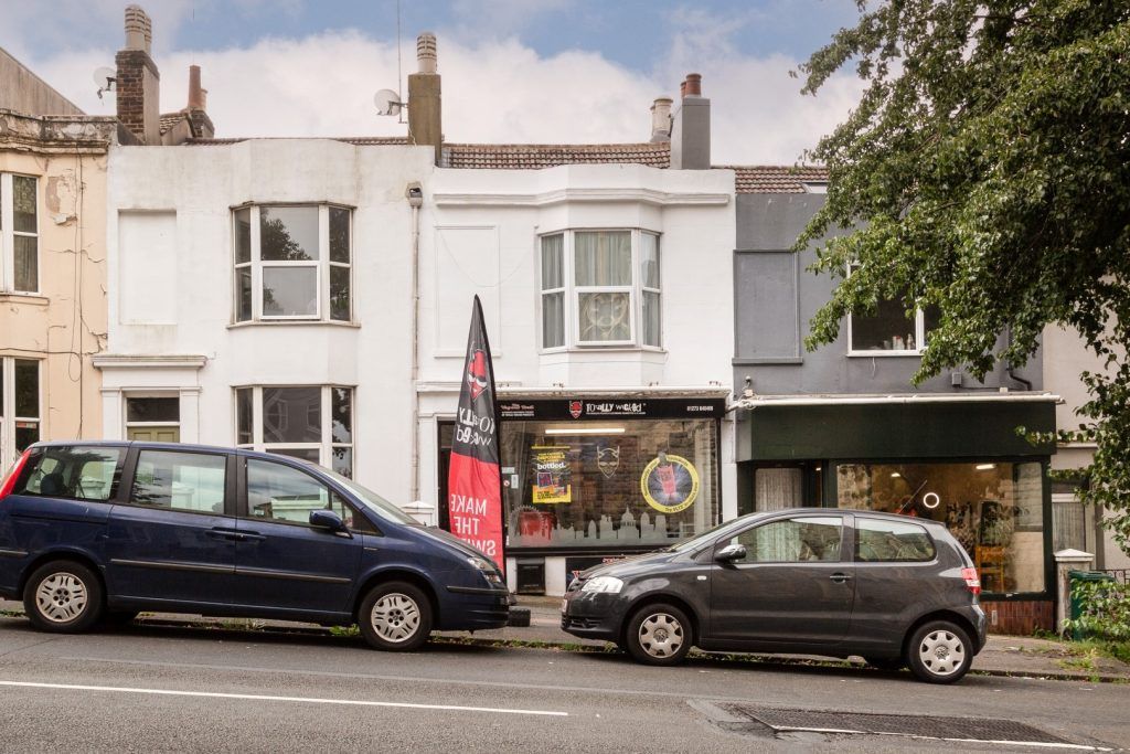 2 bed flat for sale in Elm Grove, Brighton BN2, £360,000