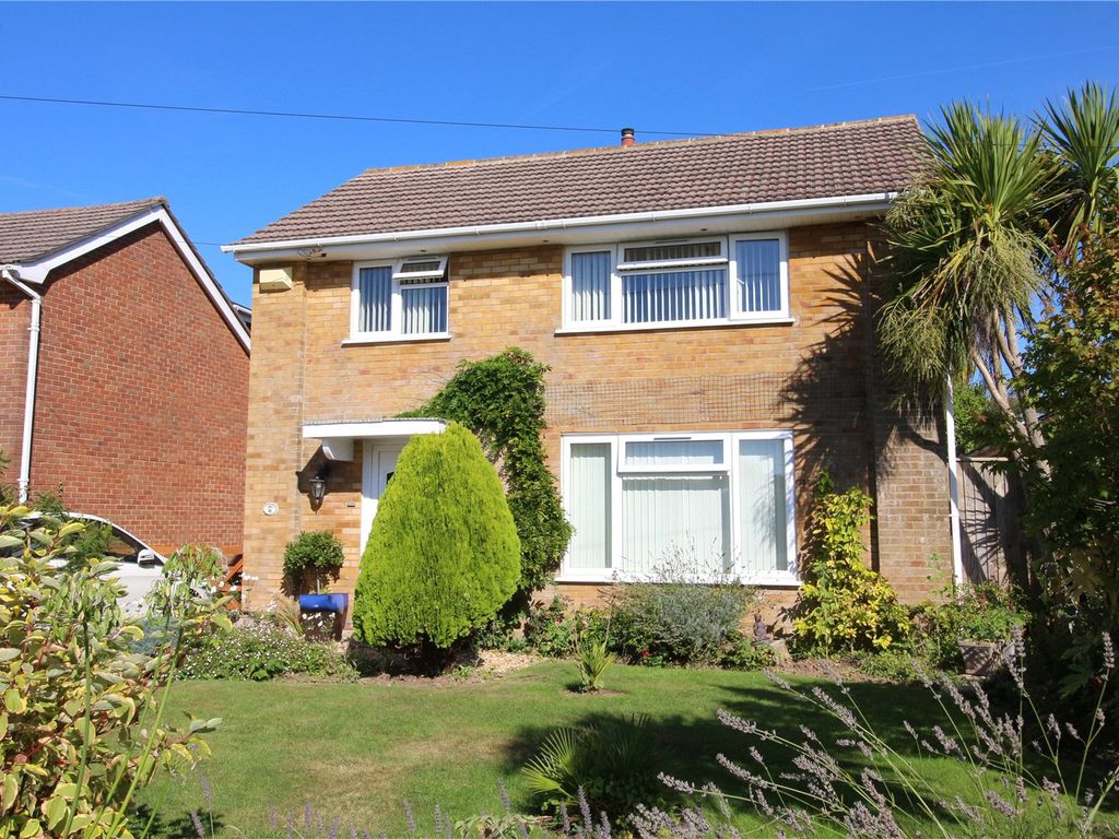 3 bed detached house for sale in Three Acre Drive, Barton On Sea, Hampshire BH25, £550,000