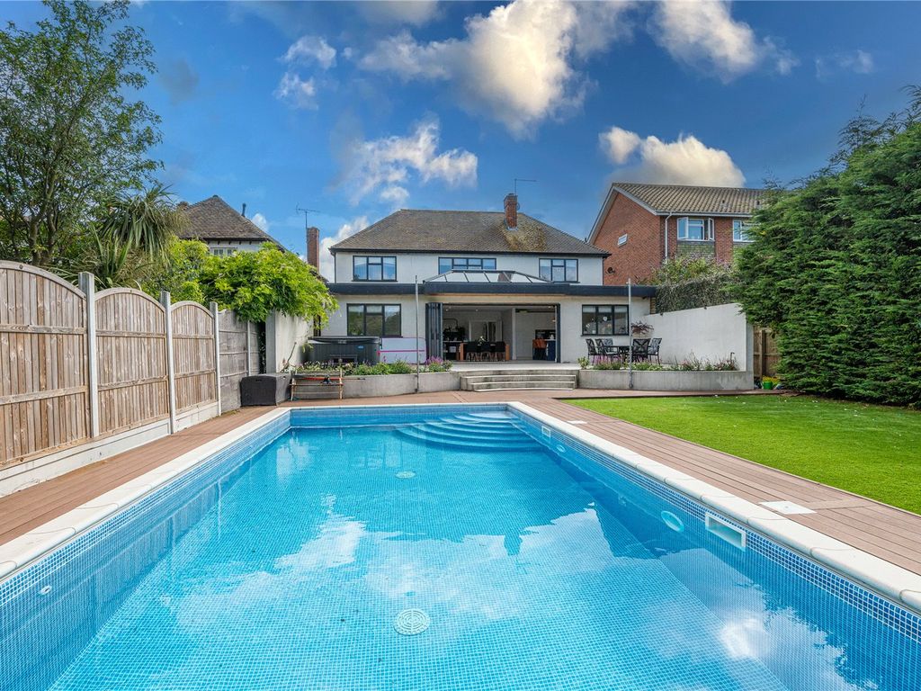 4 bed detached house for sale in Colbert Avenue, Thorpe Bay, Essex SS1, £1,295,000