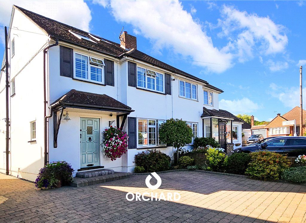 4 bed detached house for sale in Copthall Road West, Ickenham, Middlesex UB10, £650,000