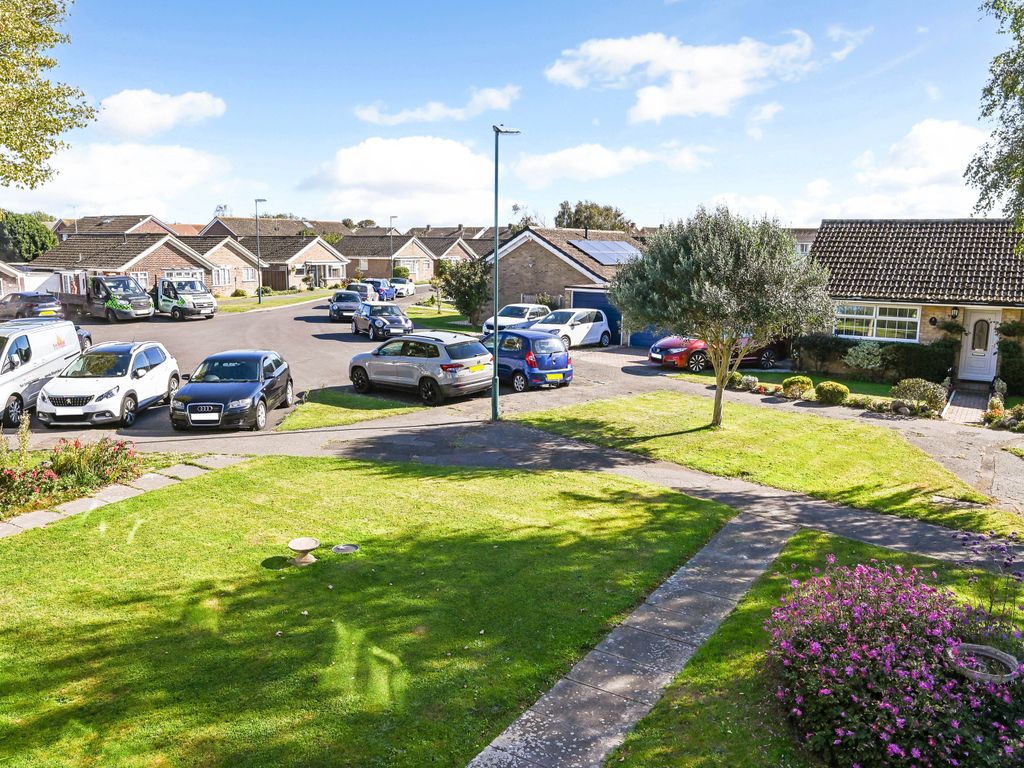 3 bed terraced house for sale in Leopold Close, Felpham PO22, £325,000