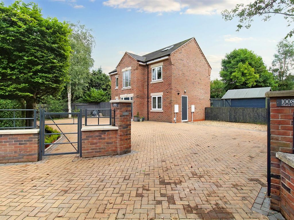 5 bed detached house for sale in Leek New Road, Stockton Brook, Stoke-On-Trent ST9, £415,000