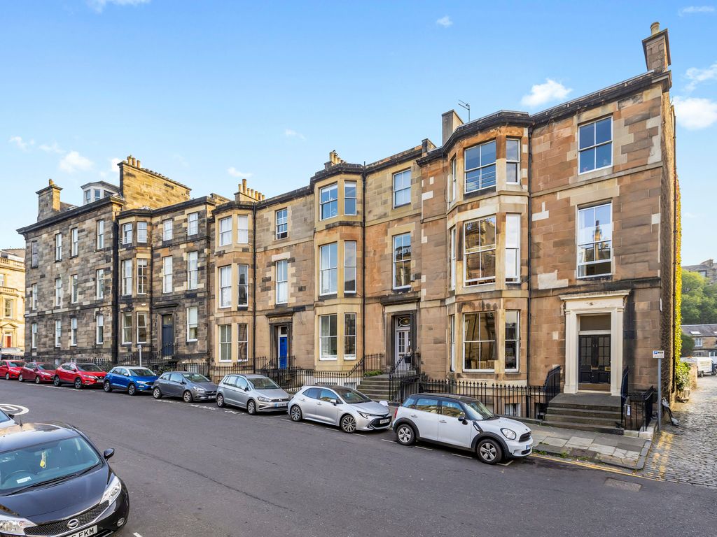 2 bed flat for sale in 6/2 Rosebery Crescent, West End, Edinburgh EH12, £440,000