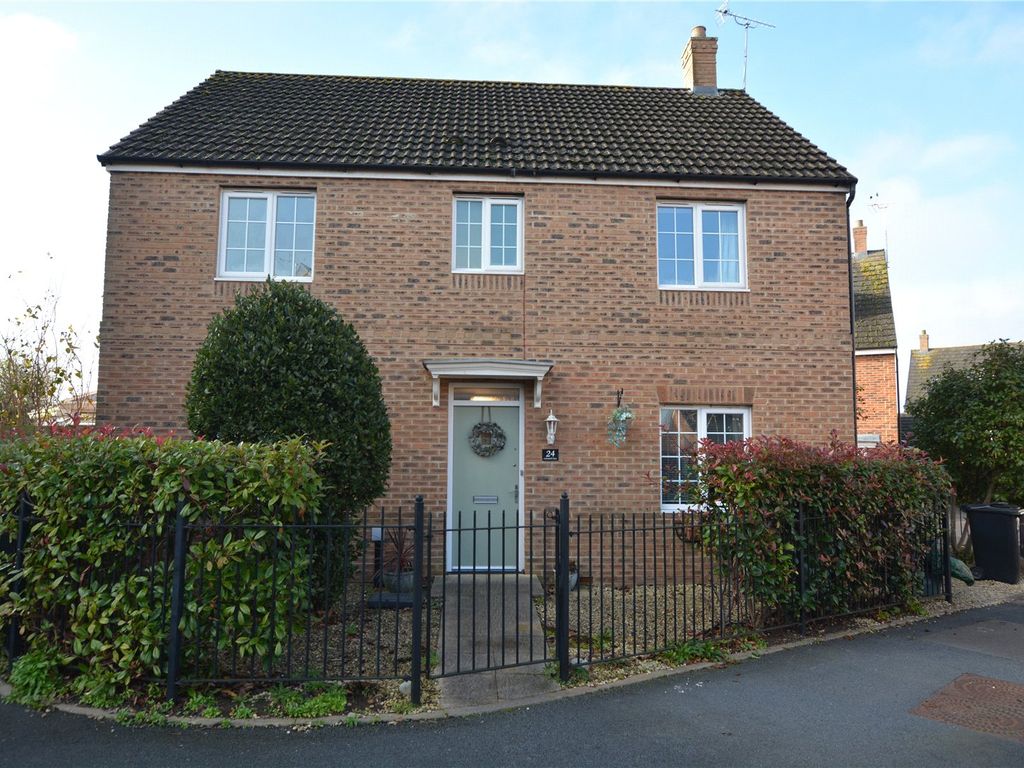 4 bed detached house for sale in Coltishall Close, Quedgeley, Gloucester, Gloucestershire GL2, £400,000