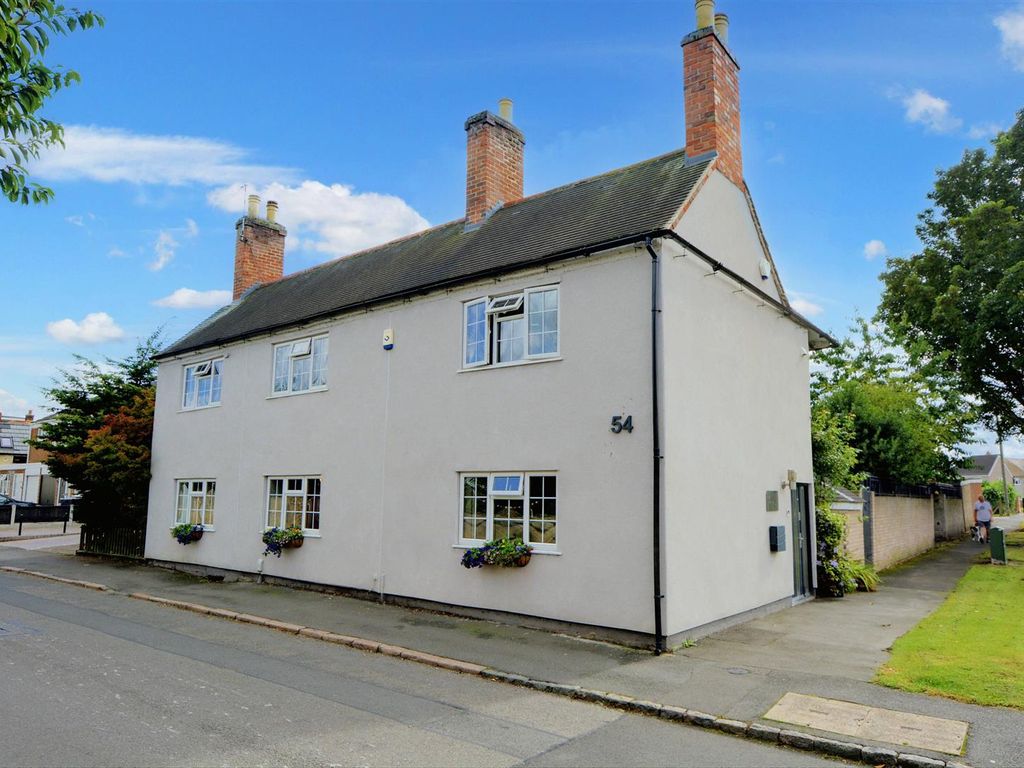 4 bed cottage for sale in Barroon, Castle Donington, Derby DE74, £649,000